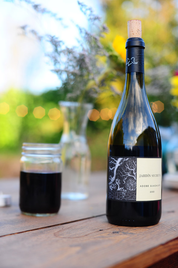 food photography tips wine bottle garden dinner