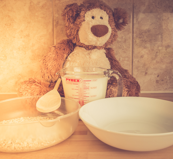 teddy bear kitchen, kitchen photography tutorial, photography tips